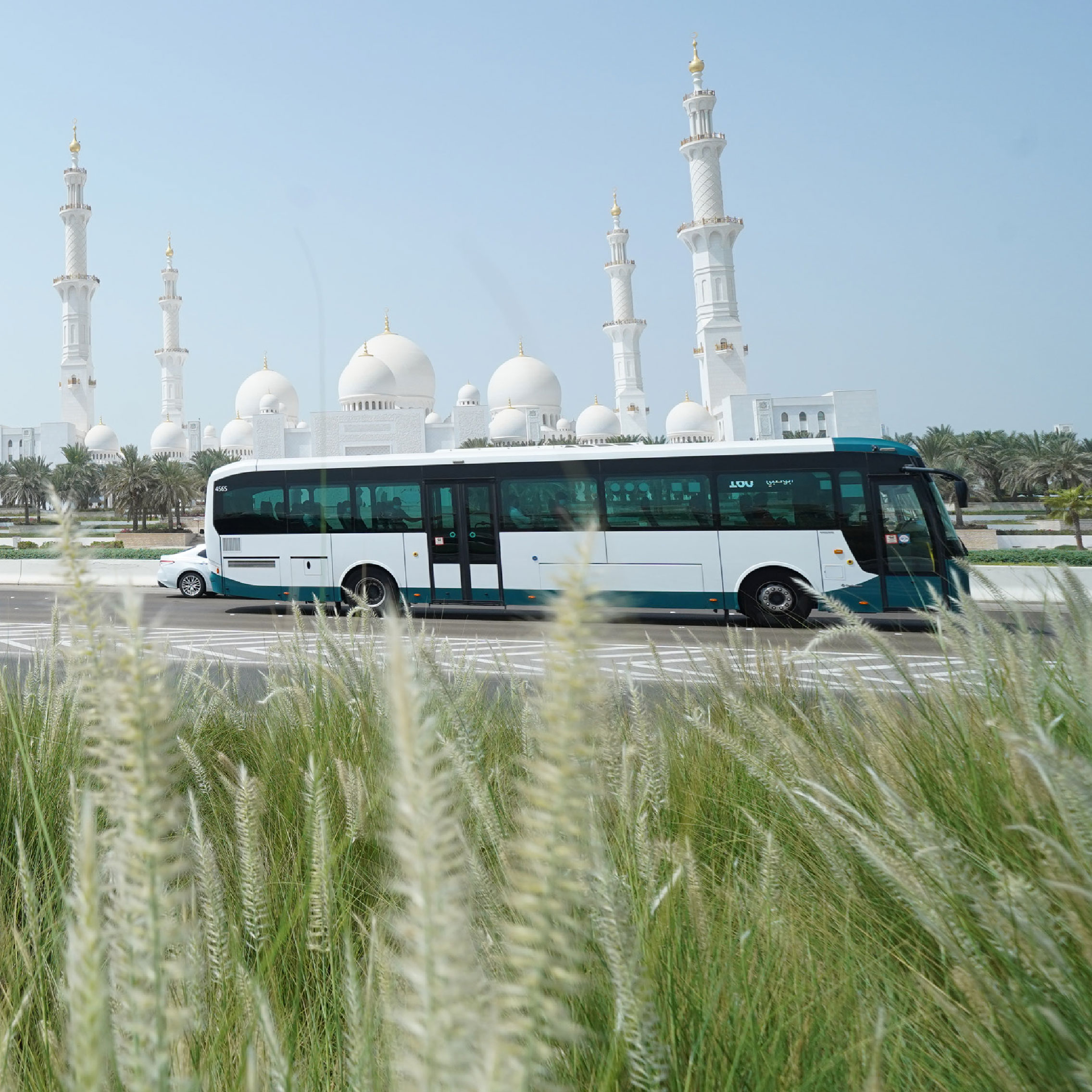 Abu Dhabi Integrated Transport Centre and Google provide public